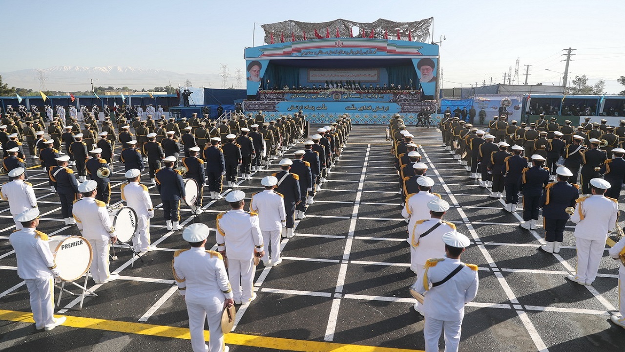 پیام امام برای تثبیت ارتش / چرا ۲۹ فروردین روز ارتش نام گذاری شده است؟