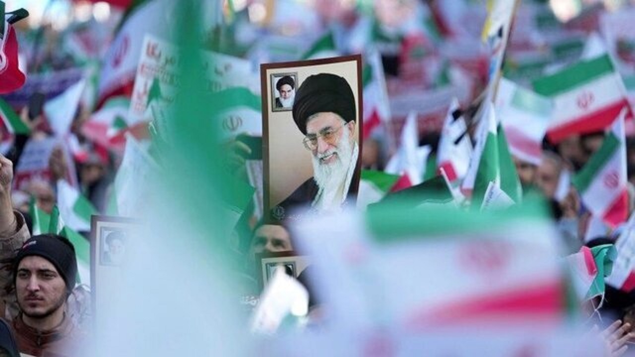 فارن افرز: آیت الله خامنه ای ایران را قدرت برتر خاورمیانه خواهد کرد