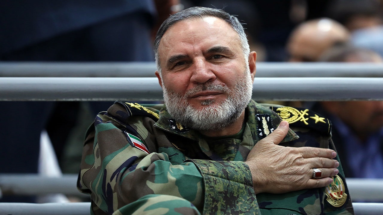 دشمنان بدانند که اگر ما را تهدید کنند آنها را تهدید خواهیم کرد دشمنان بدانند که اگر ما را تهدید کنند آنها را تهدید خواهیم کرد