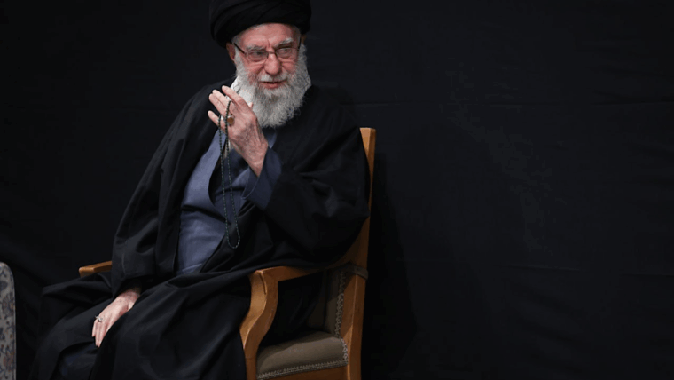 مراسم شام شهادت حضرت زهرا (س) با حضور رهبر انقلاب برگزار شد