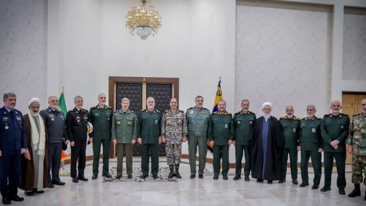 تأکید بر وحدت نیرو‌های مسلح و مقابله با توطئه‌های دشمنان