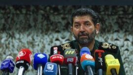 حسنزاده: روز تشییع پیکر مطهر رهبر شهید انقلاب تهران تعطیل خواهد بود حسنزاده: روز تشییع پیکر مطهر رهبر شهید انقلاب تهران تعطیل خواهد بود
